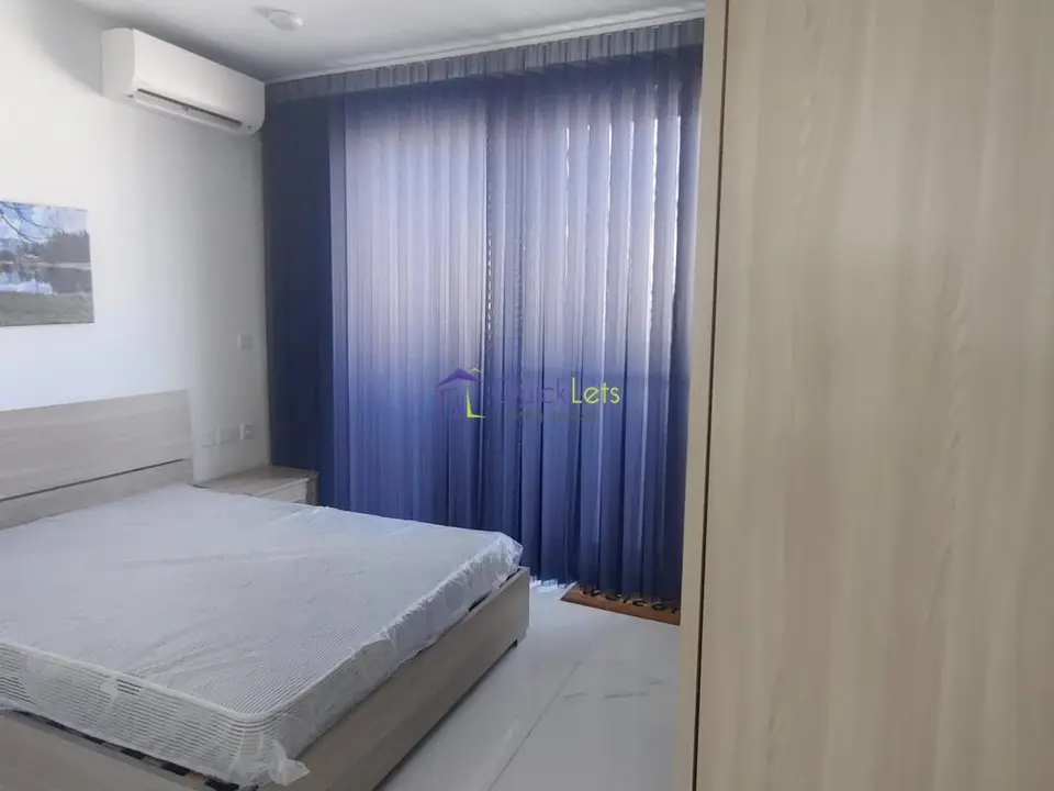 2 bedroom Penthouse to rent in Msida
