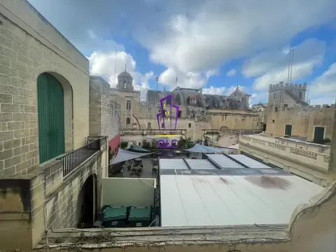 Commercial to rent in Rabat