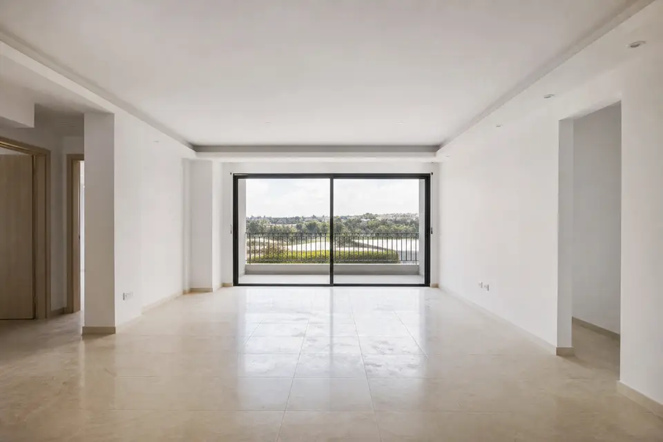 4-bed apartment to rent in Floriana