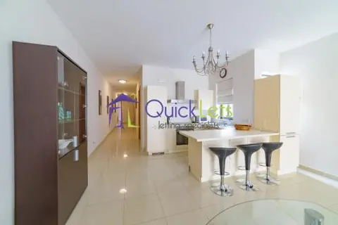 1 bedroom Room to rent in Sliema