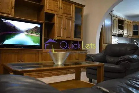 2 bedroom Maisonette to rent in Marsaskala