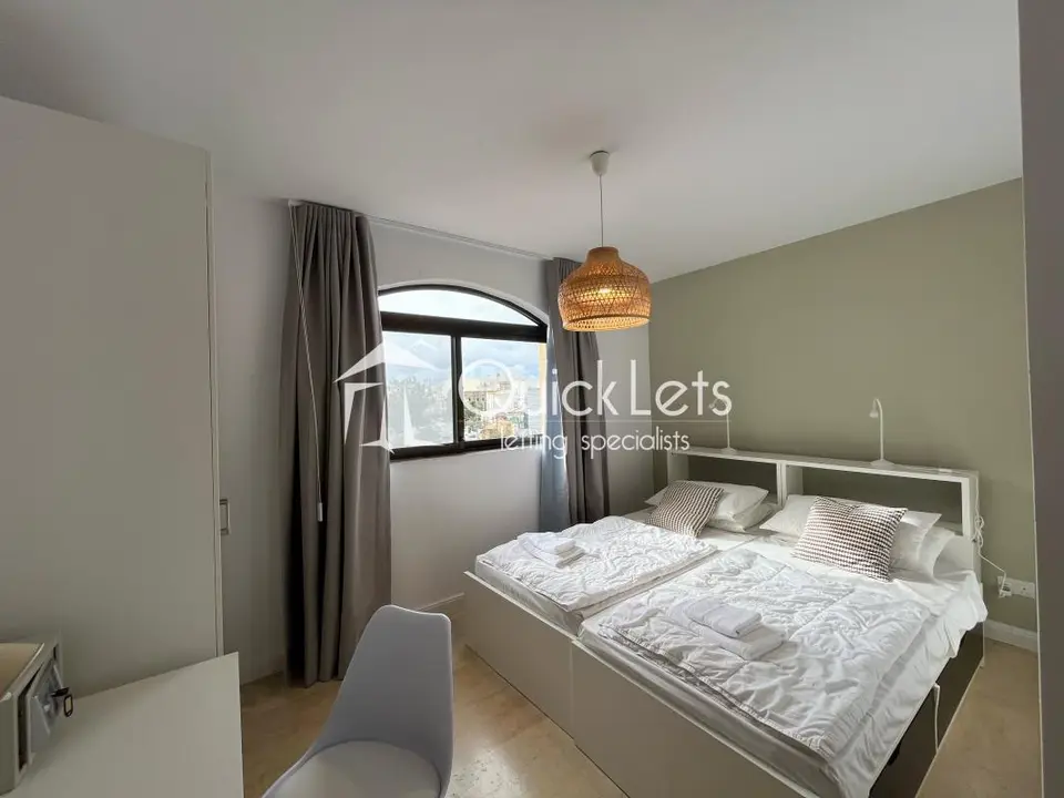 5 bedroom Penthouse to rent in St. Julians
