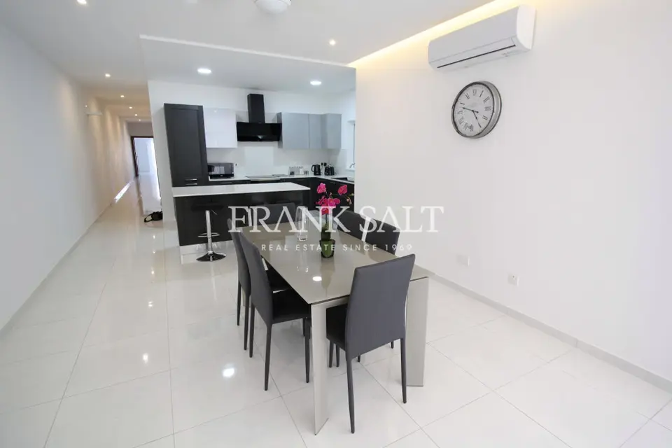 Sliema, Apartment