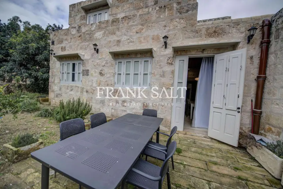 Qormi, House of Character