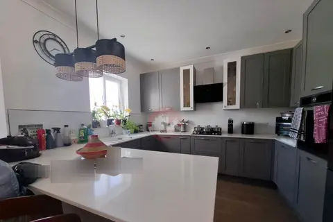 3 Bedroom Maisonette For Sale in Birkirkara