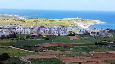 5 bedroom Detached Villa to rent in Madliena