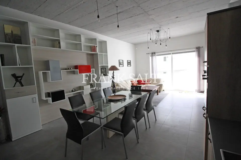 Gzira, Furnished Apartment