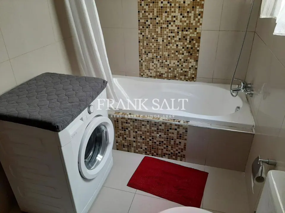 Gzira, Apartment