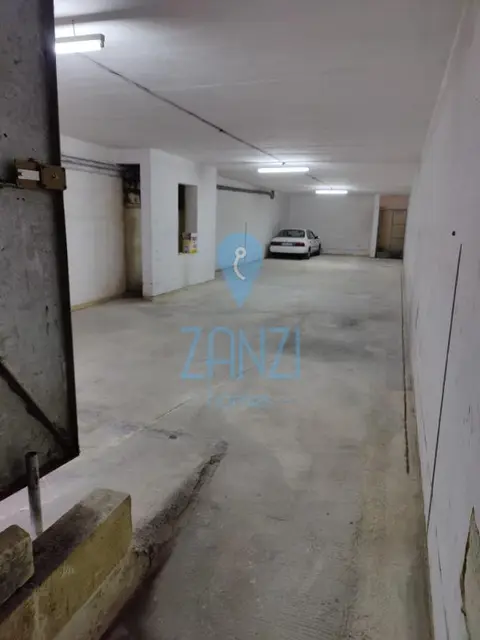 Garage/Parking Space for sale in Fgura
