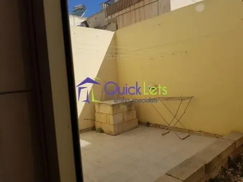 2 bedroom Maisonette to rent in Marsaskala
