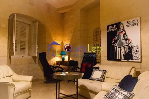 2 bedroom Townhouse to rent in Sliema