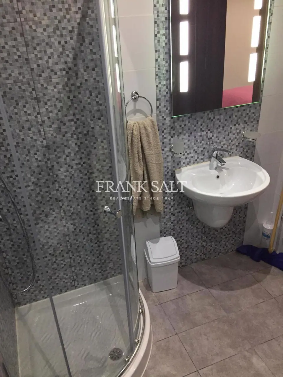 Gzira, Apartment
