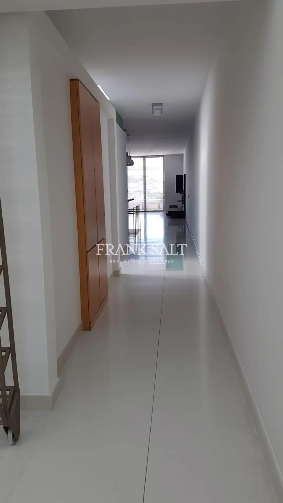 Xemxija, Furnished Penthouse