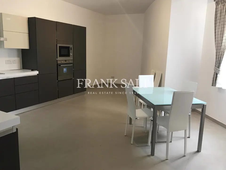 St Julians, Apartment