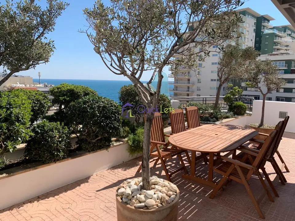 2 bedroom Penthouse to rent in Sliema