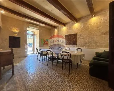 6 bedroom Townhouse for sale in Vittoriosa