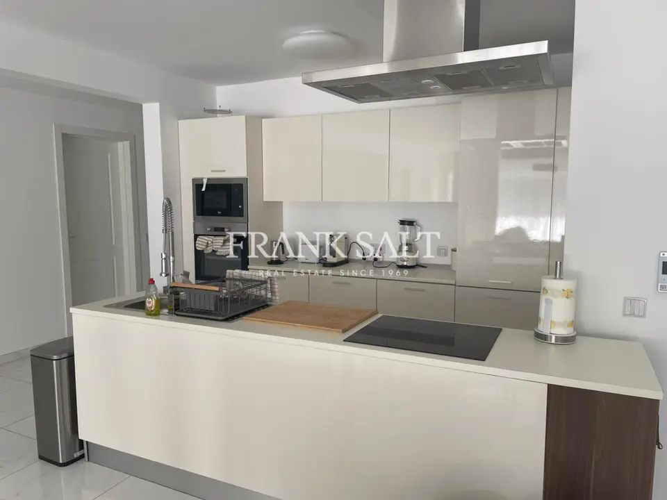 Swieqi, Apartment