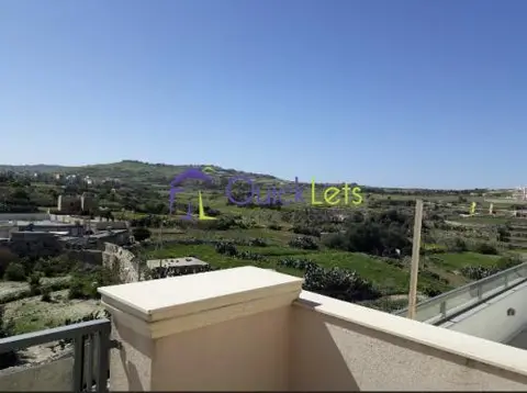 2 bedroom Penthouse to rent in Mosta