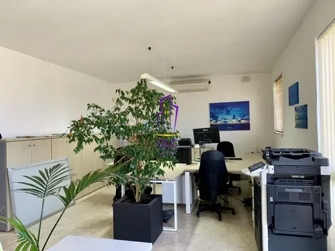 Office to rent in Ta' Xbiex