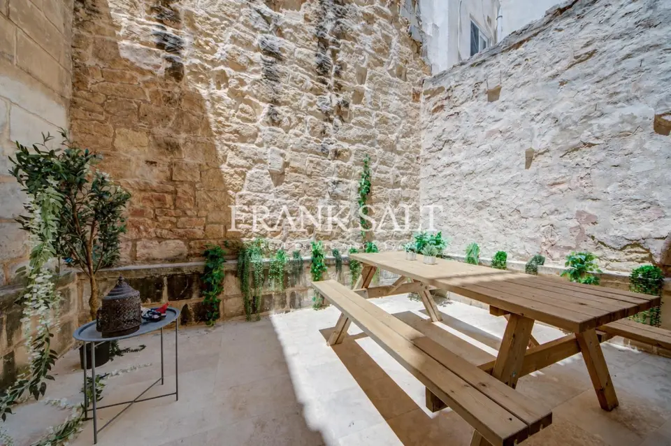 Sliema, Townhouse