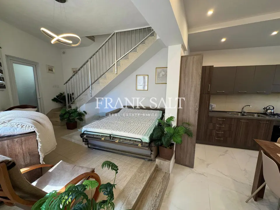 Xghajra, Furnished Townhouse
