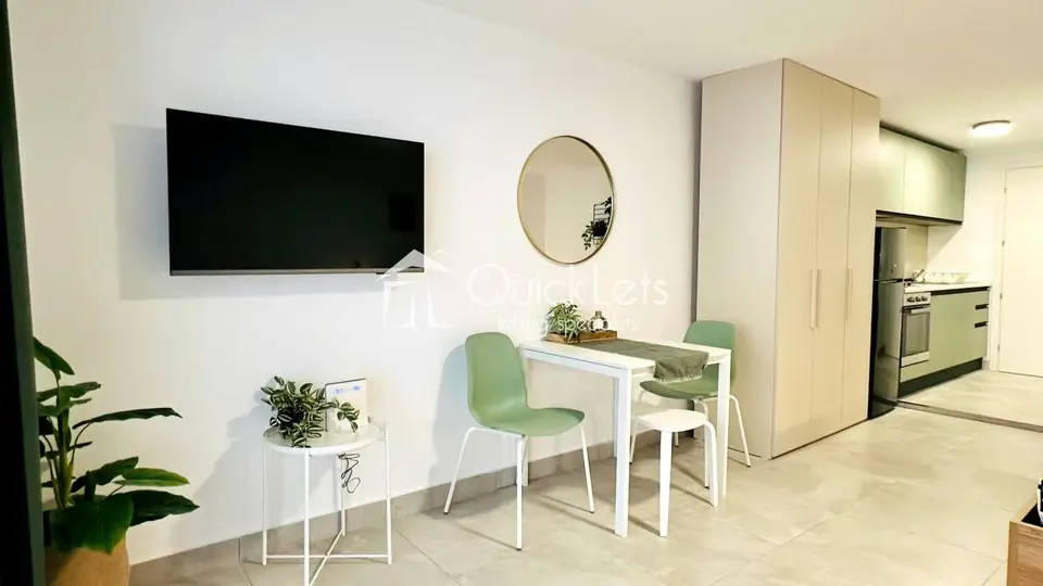 Studio Apartment to rent in Sliema