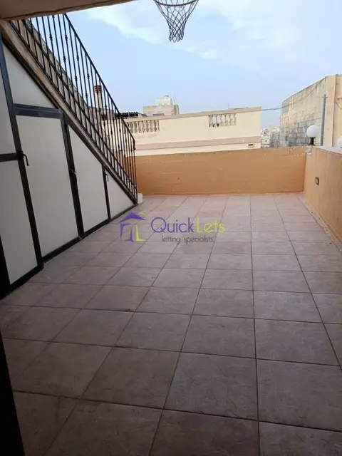 4 bedroom Terraced House to rent in Qormi