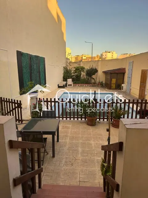 4 bedroom Semi Detached Villa  to rent in Mosta