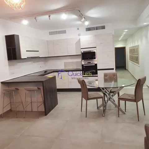 3 bedroom Maisonette to rent in Swieqi