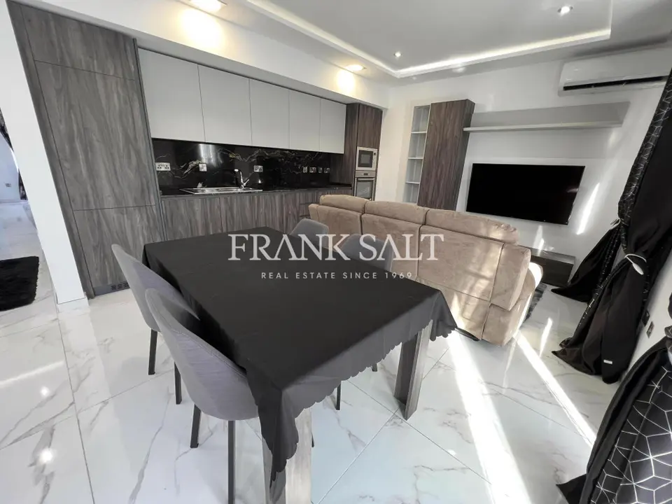 Sliema, Furnished Penthouse