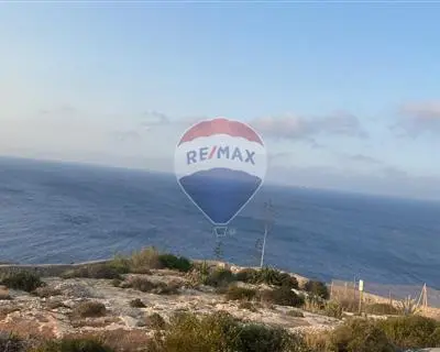 1 bedroom Boathouse for sale in Qrendi