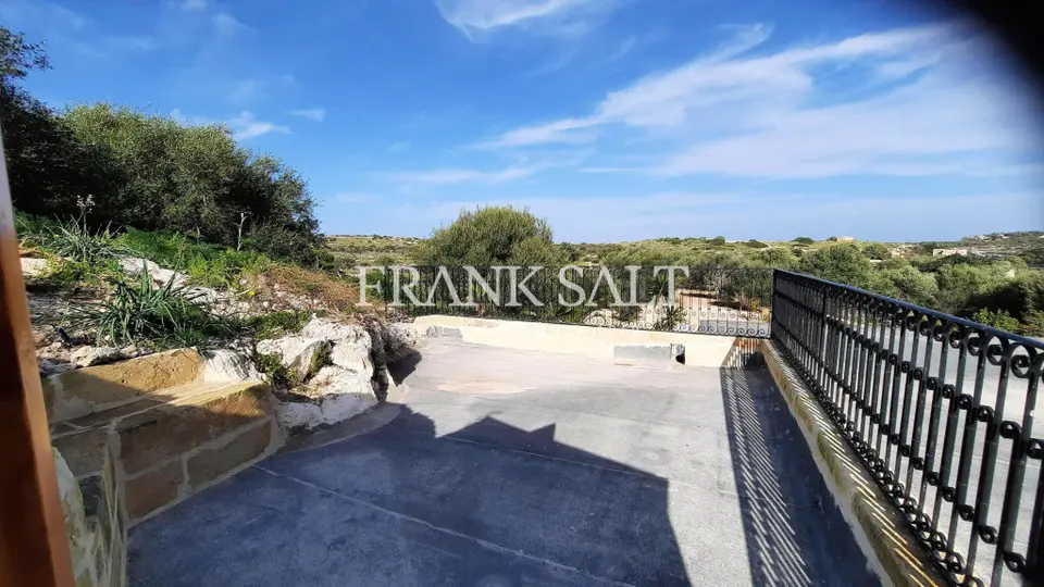 St Pauls Bay, Furnished Farmhouse