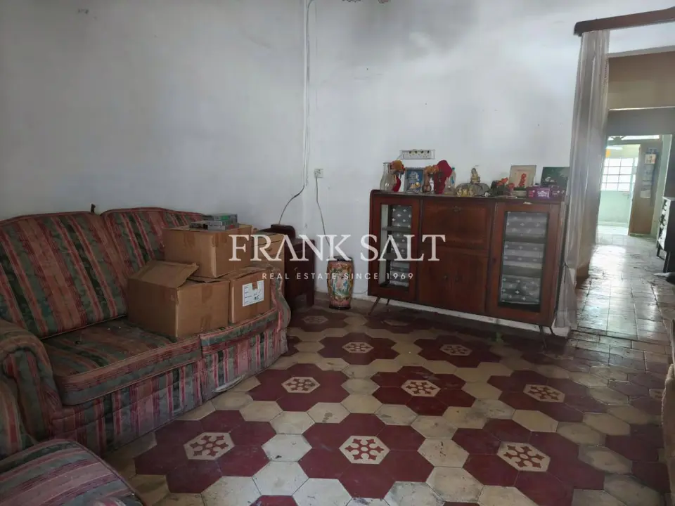 Birkirkara Unconverted Townhouse