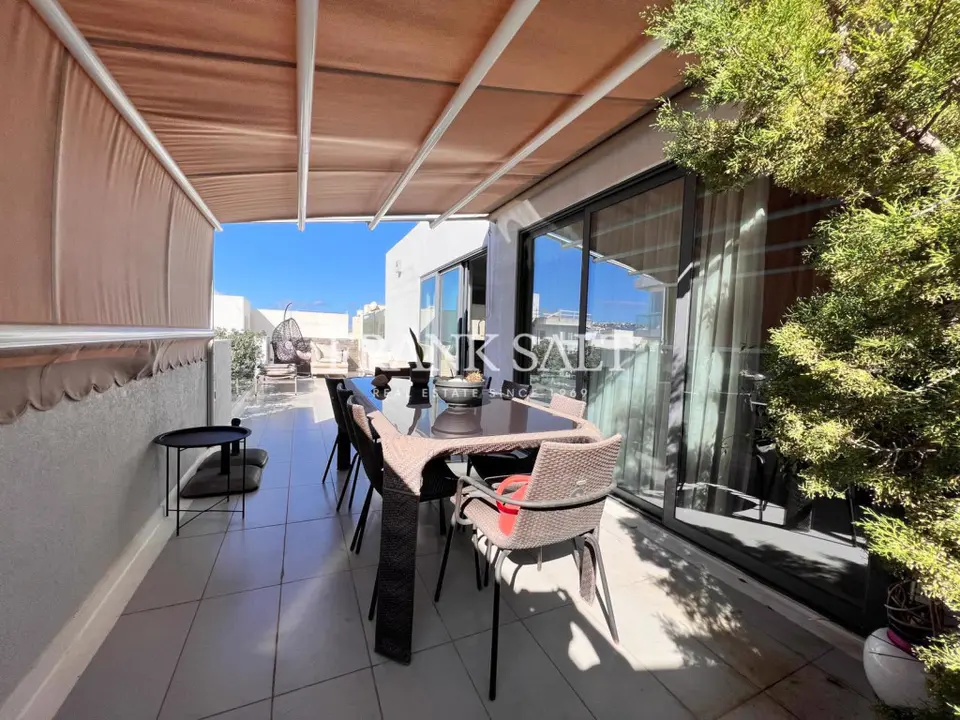 Swieqi, Furnished Terraced House