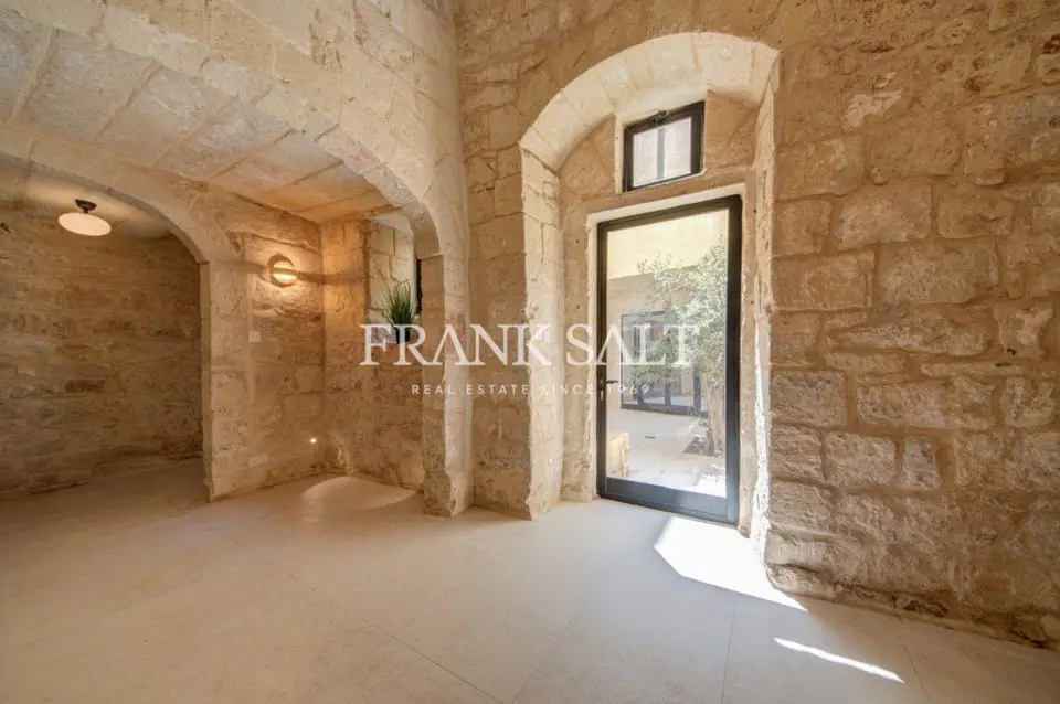 Zejtun Converted House of Character