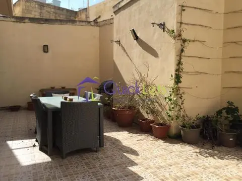 3 bedroom Maisonette to rent in Sliema