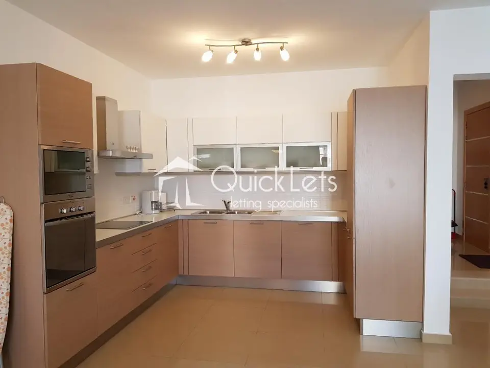 3 bedroom Apartment to rent in Sliema