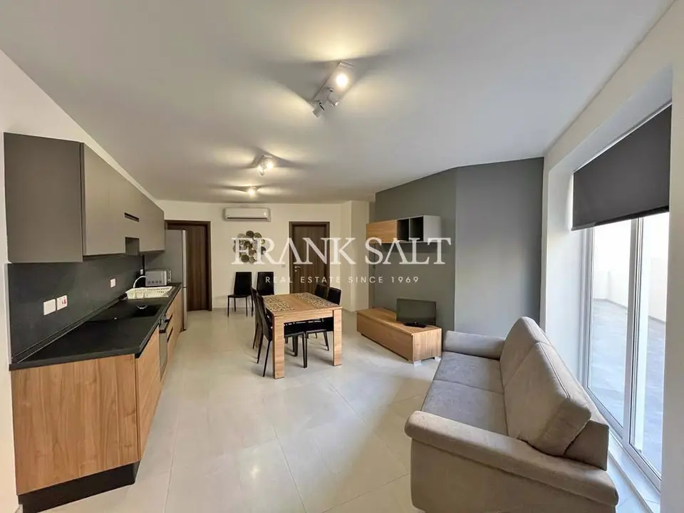 Tal-Ibrag, Furnished Maisonette
