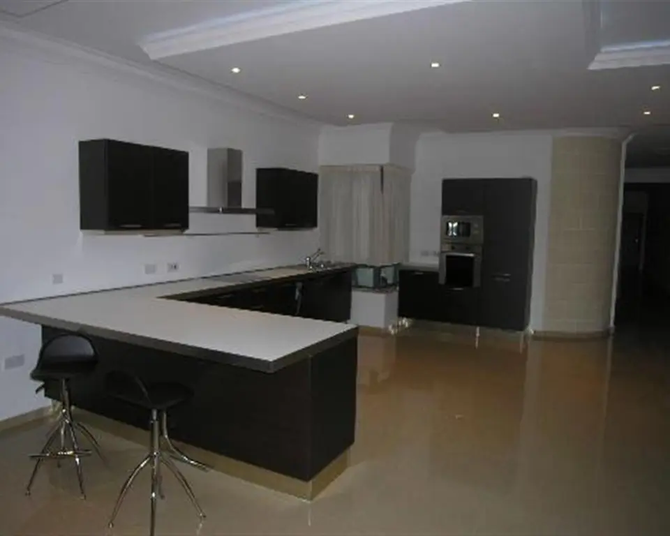 3 bedroom Apartment to rent in Sliema