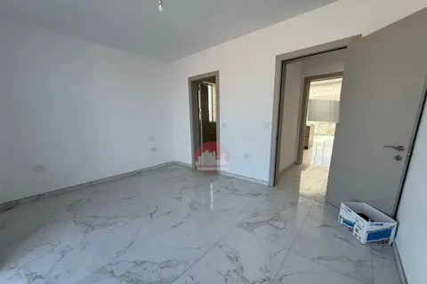 2 Bedroom Penthouse For Sale in Paola