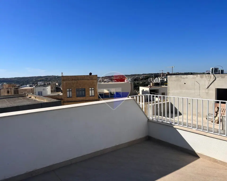 2 bedroom Penthouse to rent in Rabat