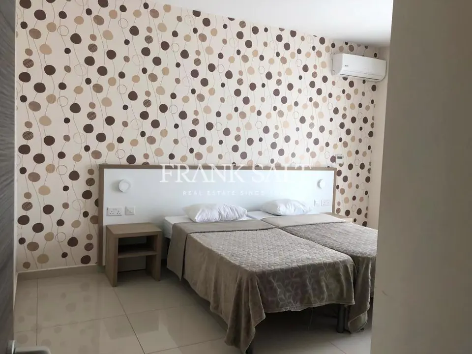Gzira, Apartment