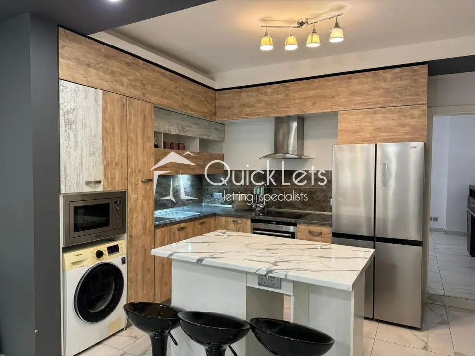2 bedroom Apartment to rent in Gzira