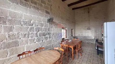 5 bedroom Farmhouse for sale in Gozo - San Lawrenz