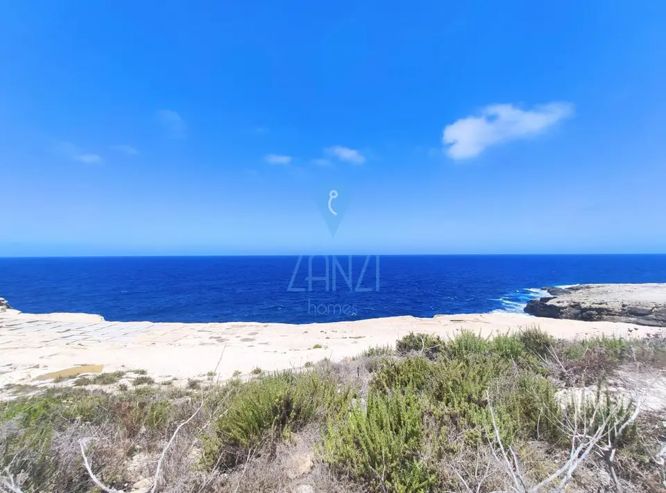 Land for sale in Gozo - Marsalforn