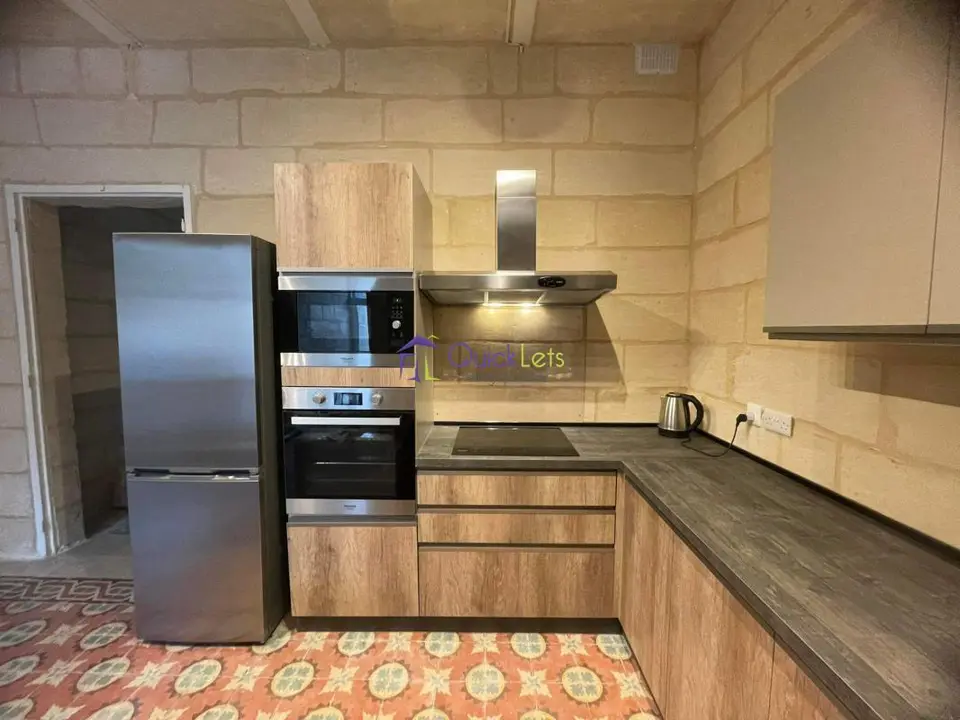 4 bedroom Townhouse to rent in Paola