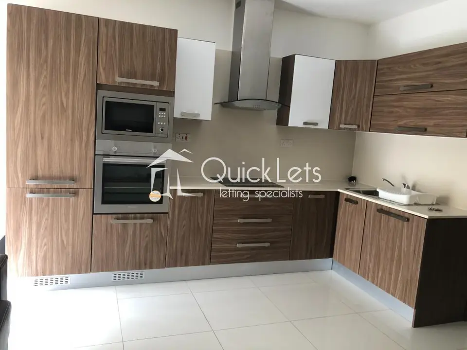 2 bedroom Apartment to rent in Sliema