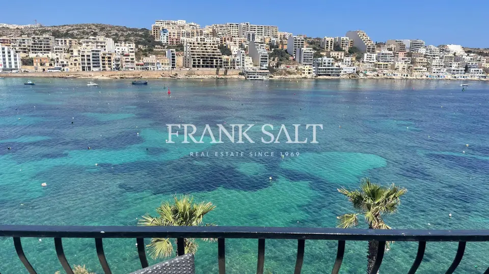 Xemxija, Furnished Penthouse