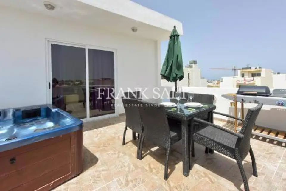 St Pauls Bay, Furnished Penthouse
