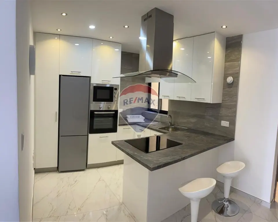 2 bedroom Apartment to rent in Xemxija